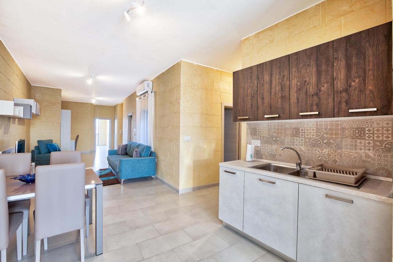 Summer Fields Penthouse With Amazing Views Lejlighed Sannat Eksteriør billede